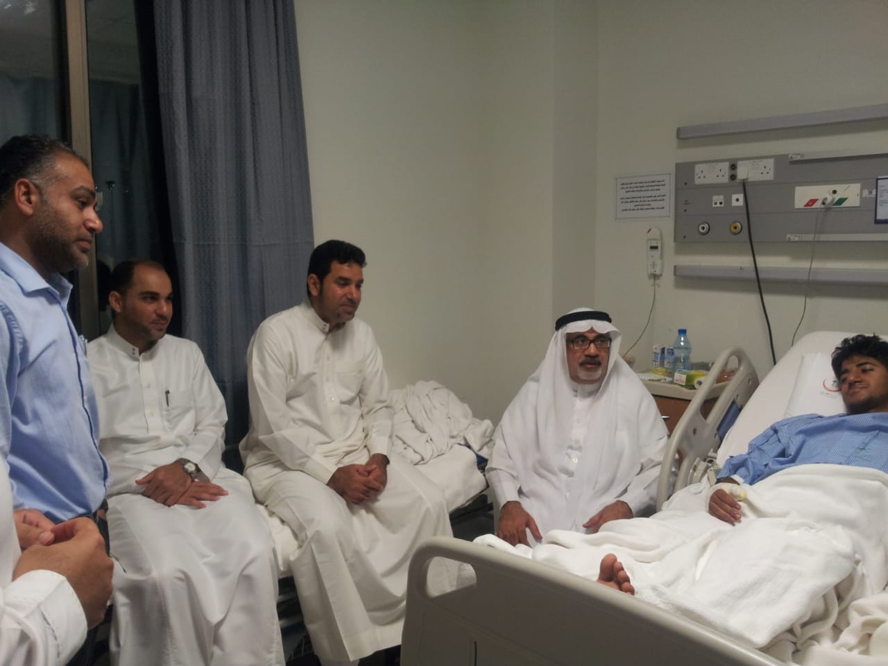 حيدر نجم اليد المضراوية يغادر المستشفى