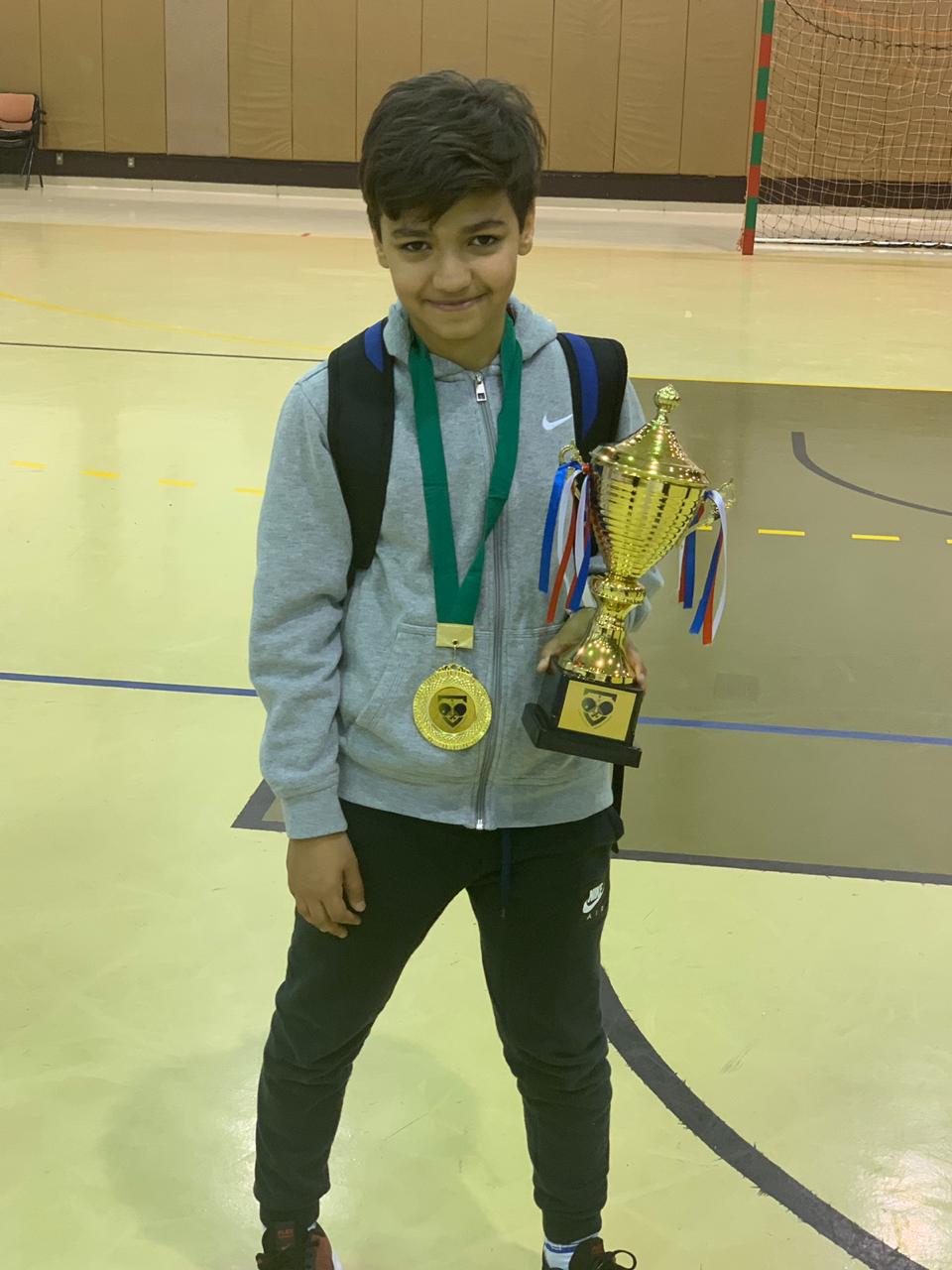 مضر بطل لتنس الطاولة التصنيفية