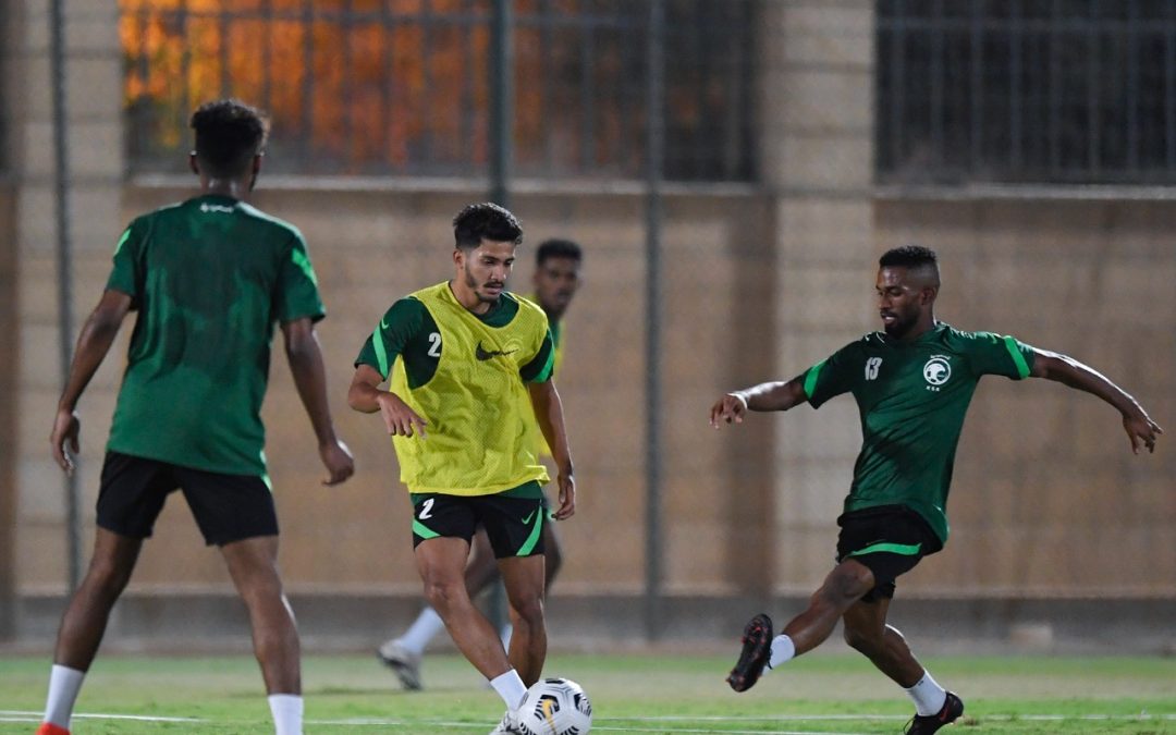 الأخضر الأولمبي يدشن تدريباته في معسكر الرياض استعداداً لغرب آسيا