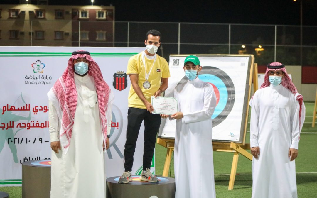 الحكيـر يتوج الفائزين بالمراكز الأولى ببطولة كأس الاتحاد للسهـام 