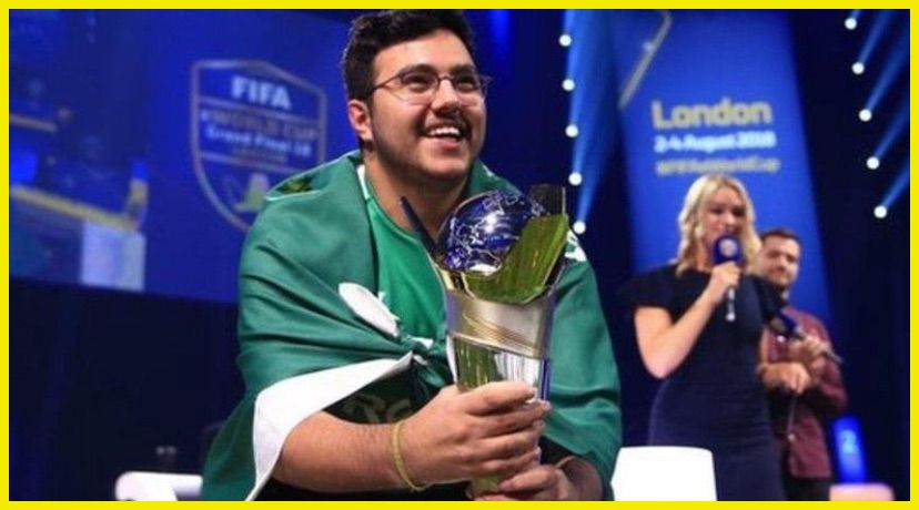 مساعد الدوسري يحقق جائزة جلوب سوكر 2021