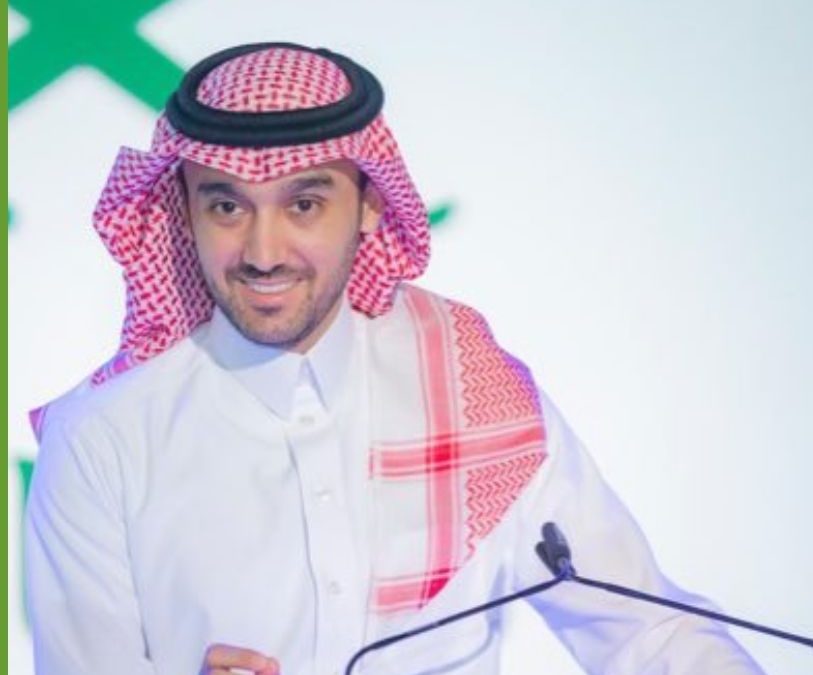 وزير الرياضة يُبارك للرباع منصور آل سليم إنجازه