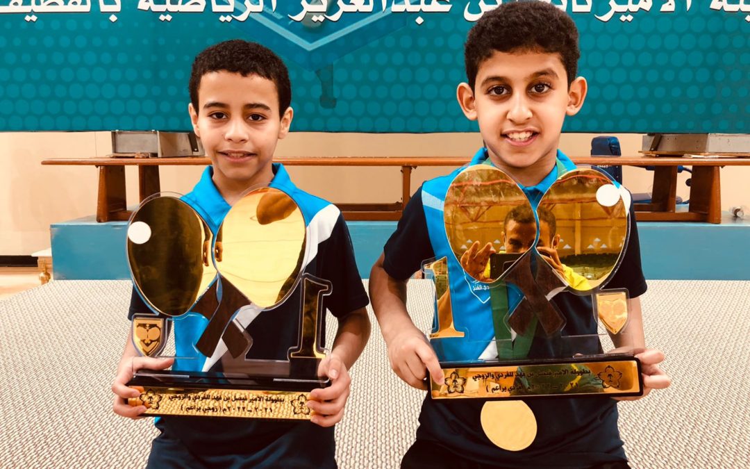 طاولة النموذجي تسيطر على ذهب بطولة الأمير فيصل بن فهد لكرة الطاولة للفردي والزوجي