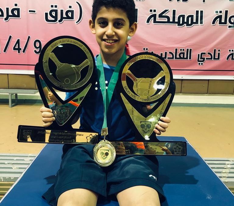 موهبة الطاولة السعودية الطاهر يتربع على عرش التصنيف العالمي لكرة الطاولة