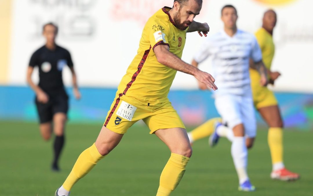 التعاون يفوز على الحزم بصعوبة