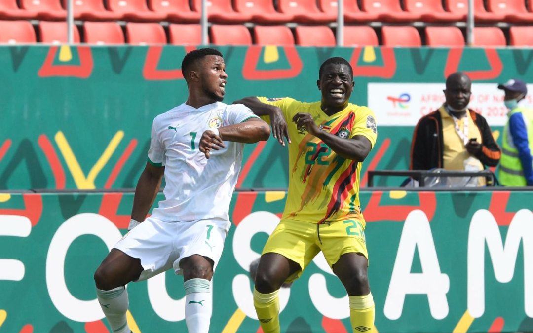 ماني يقود السنغال بفوز على زيمبابوي في الوقت القاتل