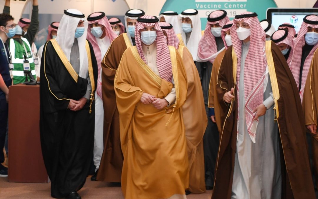 أمير الشرقية يُطلق الحملة المشتركة لمعالجة التشوه البصري بالأحساء