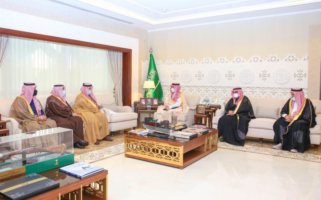 نائب أمير الشرقية يستقبل رئيس وأعضاء مجلس نادي الفروسية بالدمام
