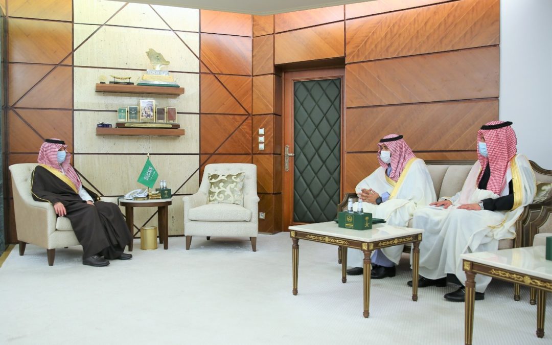 أمير الشرقية يشيد بما توليه القيادة من اهتمام برياضة الفروسية