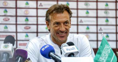 رينارد : نسعي لخطف التأهل والفوز بالنقاط الثلاثة