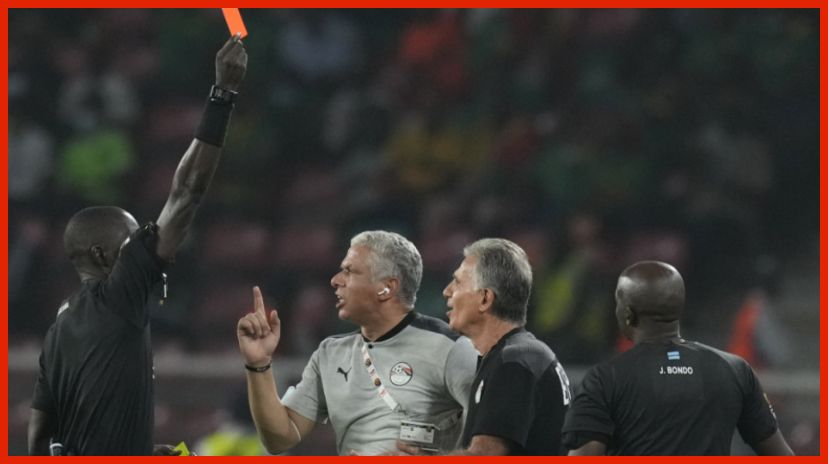 إيقاف مدرب مصر مبارتين