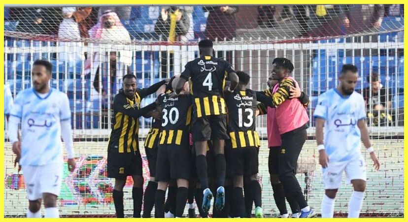 الاتحاد يستمر في الصدارة بفوز ساحق على أبها برباعية