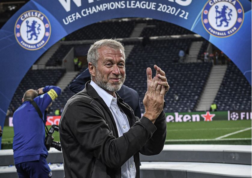 الروسي ” أبراموفيتش ” يقرر بيع نادي تشيلسي 