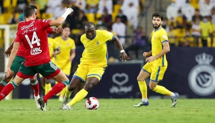 النصر يتعادل مع الاتفاق بصعوبة