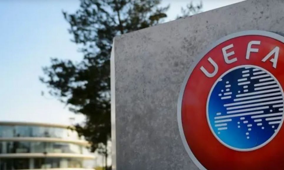 يويفا ” يسمح بتسجيل لاعبين جدد بسبب الأزمة الأوكرانية