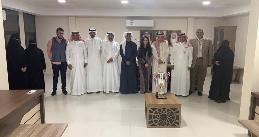 جمعية اللاعبين القدامى تهنئ أمير المنطقة الشرقية ونائبة بشهر رمضان المبارك وتستعد لمفاجأة نسائية وبرنامج رمضاني