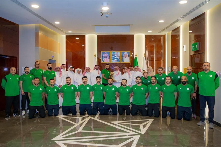 رسائل من رئيس اتحاد اليد لوزير الرياضة بعد تأهلهم لكأس العالم