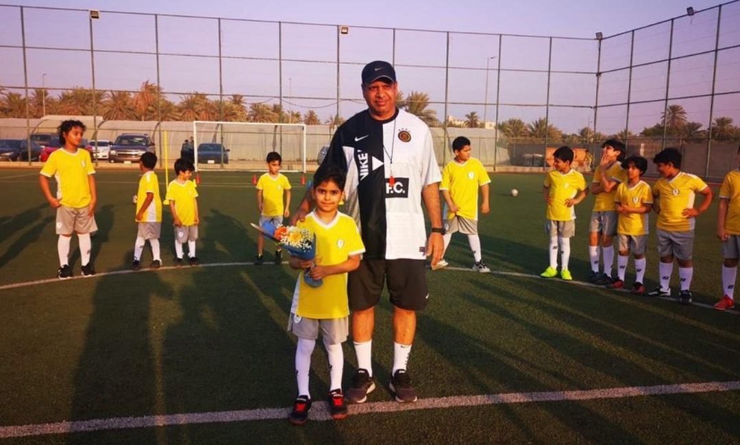 أكاديمية الاسطورة تقيم لمسة وفاء لأساطير الخليج..ونجوم المنتخب السعودي سابقا في مواجهة لاعبي الدانة