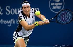 التونسية أنس جابر تتأهل لنهائي بطولة مدريد للتنس