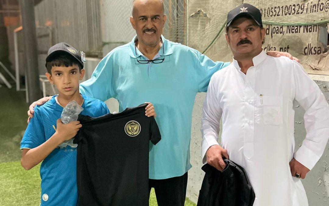 أكاديمية أسطورة المشاهير تواصل التدريبات وتسليم المستجدين الحقائب والبدل الرياضية