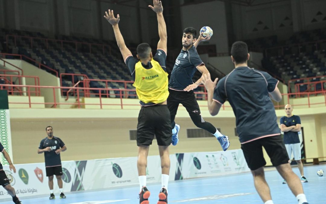 استعداداً لدورة الألعاب الخليجية أخضر اليد ينهي استعداداته ويغادر غداً إلى الكويت