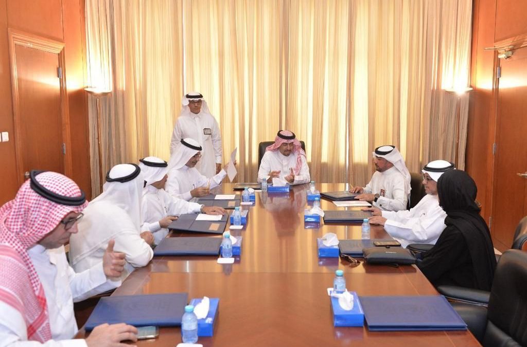 محافظ القطيف يزور عددًا من المتاحف الشخصية بالمحافظة