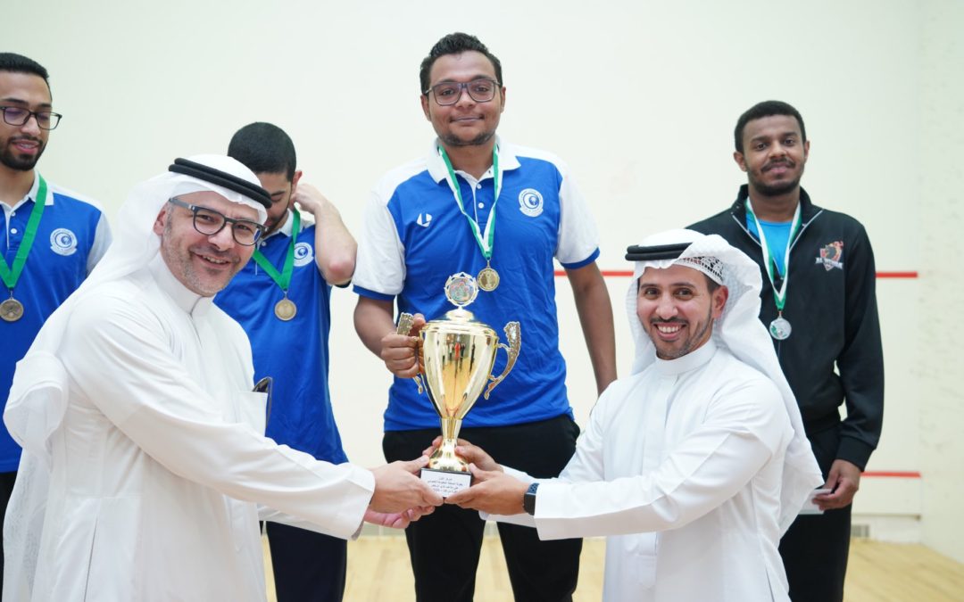 الدكتور عادل العقيلي يتوج ابطال المملكة للاسكواش