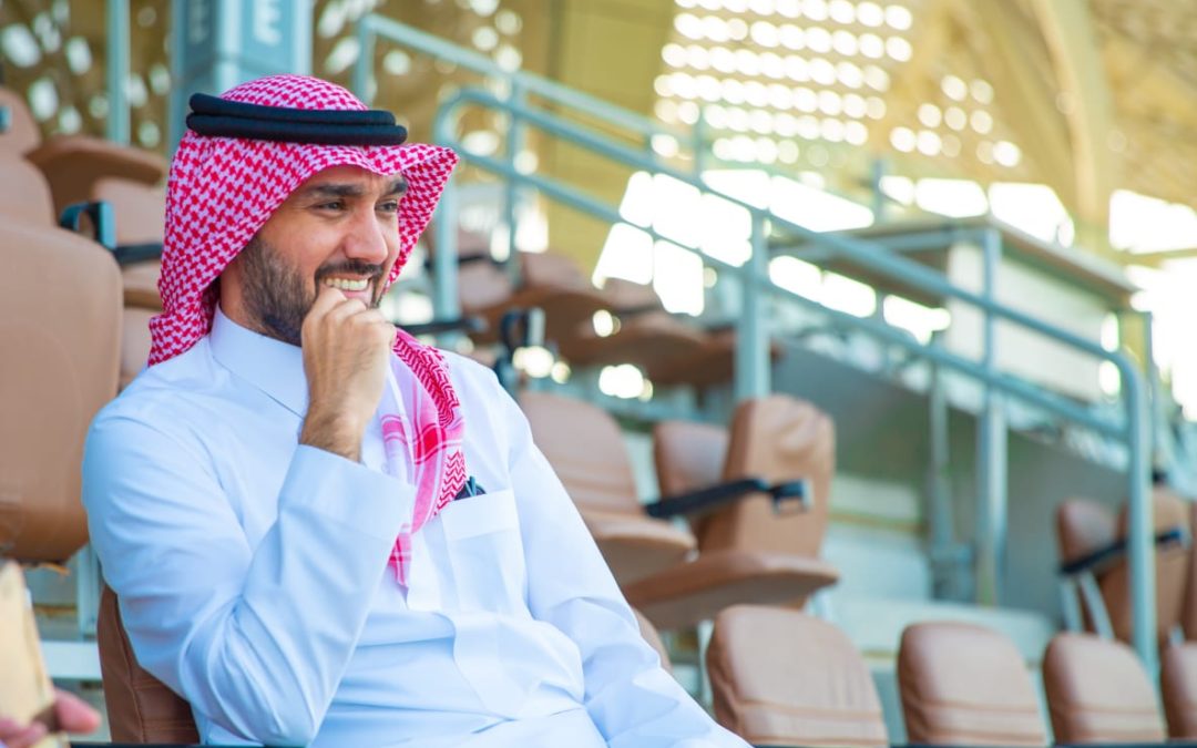 بمشاركة 1000 معلمة في الدورة التمهيدية لكرة الطـائرة..وزير الرياضة يشهـــد منافسات نخبة المملكة لدوري المدارس