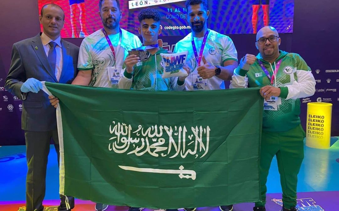 الأثقال السعودية تواصل التميز عالمياً.. الرباع علي خليتيت يخطف ذهبية وفضية العالم