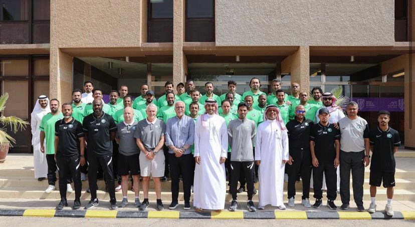 اختتام دورة الرخصة التدريبية الآسيوية الخاصة باللاعبين الدوليين المعتزلين