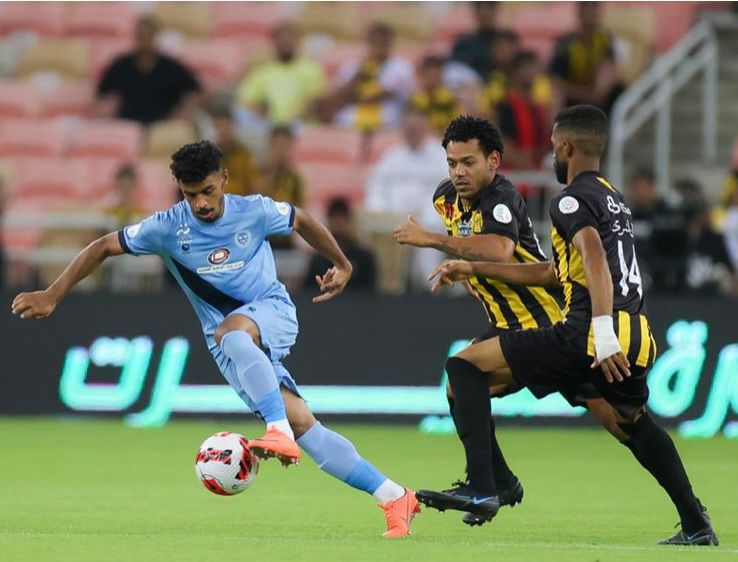 الاتحاد يكتفي بالوصيف بعد التعادل السلبي مع الباطن