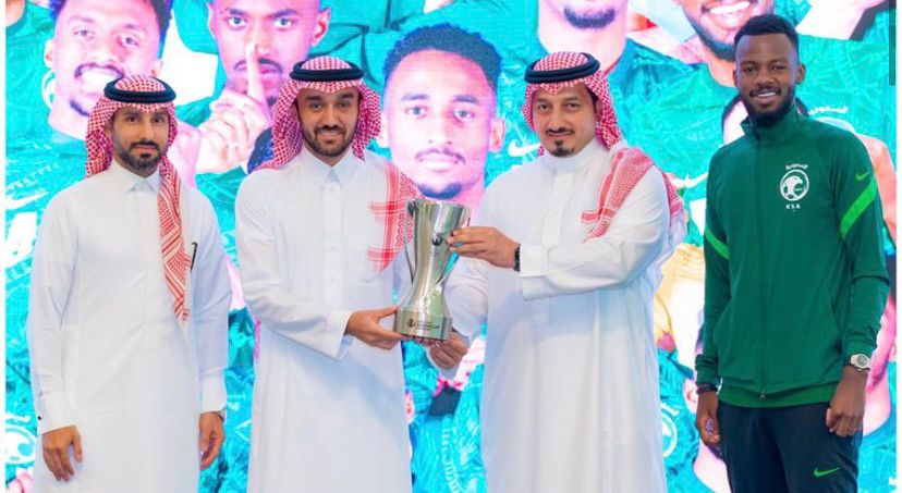 وزير الرياضة يُكرم الأخضر الأولمبي بمناسبة التتويج بكأس آسيا