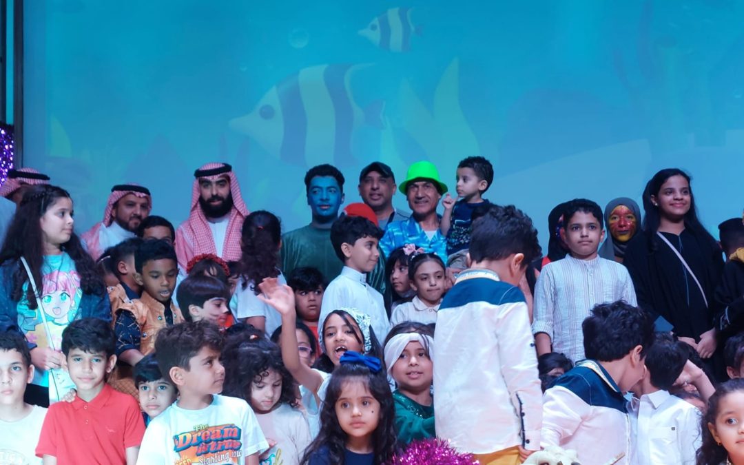 لليوم الثاني  فرحة عيد  تجذب  اهالي راس تنورة