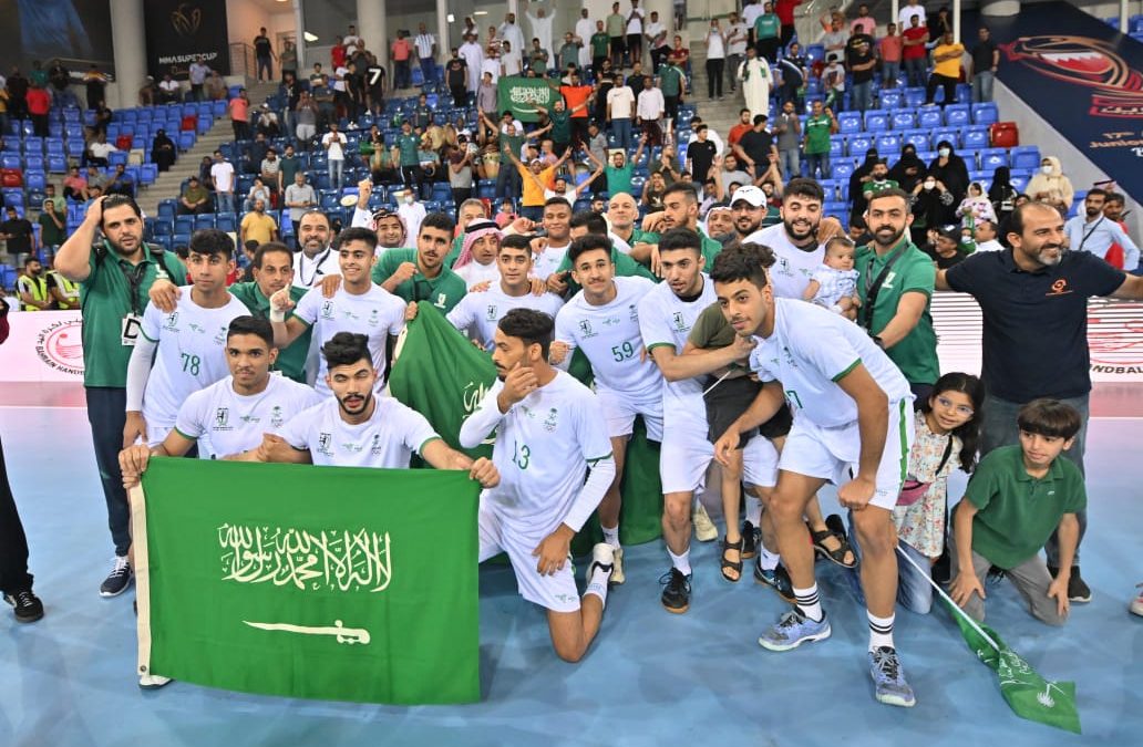 الكويت تلاقي اليابان والسعودية تواجه البحرين في نصف النهائي