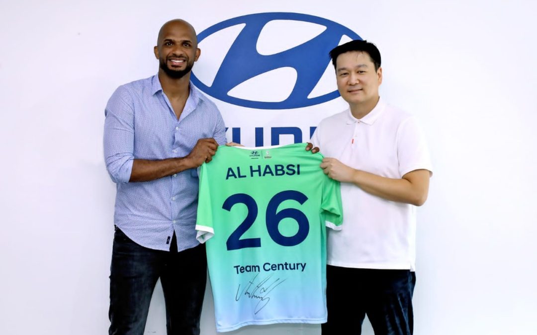 الحارس العماني الدولي علي الحبسي ينضم لفريق القرن