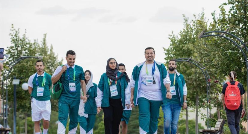 الأمير فهد بن جلوي يزور البعثة السعودية في قونية