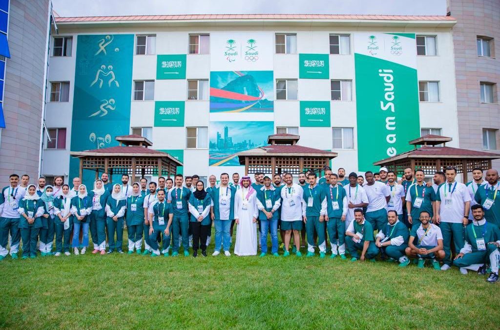 ” الفيصل ” : سُعدت بجولة بين الأبطال بقرية الرياضيين ولمست روح الفريق الواحد