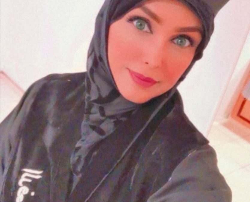 الدكتورة سلافة الغامدي تحصل على وسام التميز ومرتبة الشرف في درجة الماجستير المهني الأول من نوعه في الوطن العربي