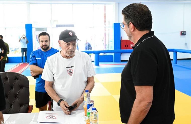 قرار جديد من مدرب الزمالك المصري قبل مواجهة الهلال