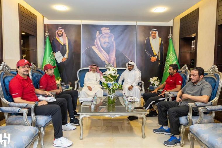 سفراء إرث قطر يزورون مقر نادي الهلال