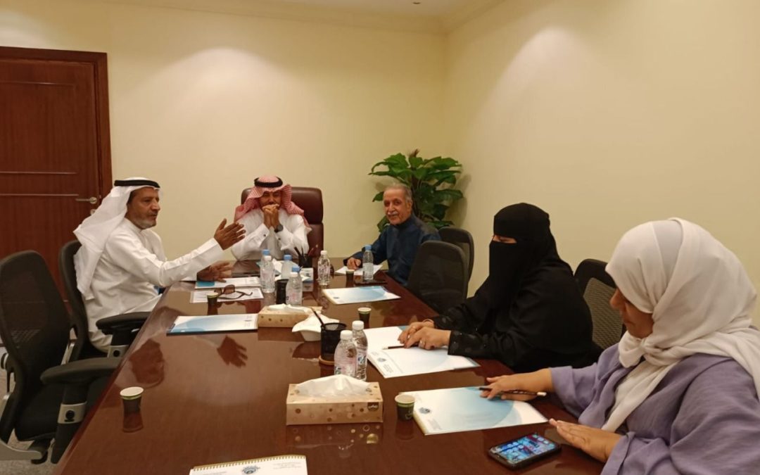 مدير وأعضاء فرع إعلاميون مكة المكرمة في ضيافة النادي ألأدبي بجدة