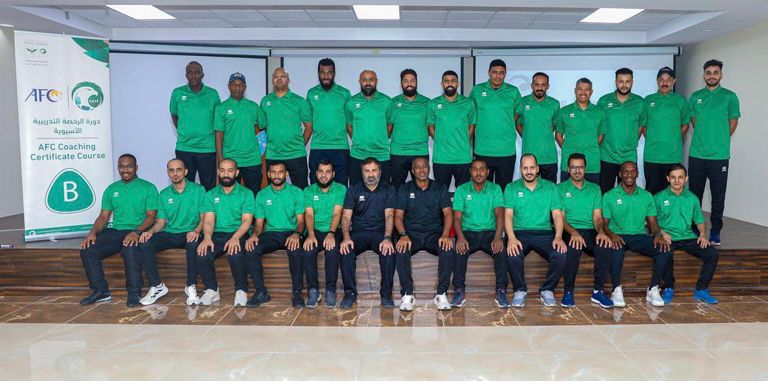 اختتام المرحلة الأولى من دورات الرخصة التدريبية الآسيوية (B)