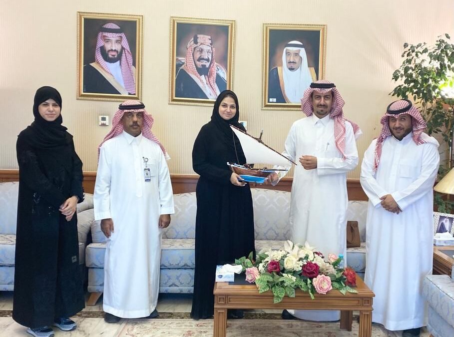 خلال لقاءه بجمعية “حياتنا الترفيهية”.. محافظ القطيف يؤكد على تعزيز البرامج السياحة لذوي الإعاقة بالقطيف