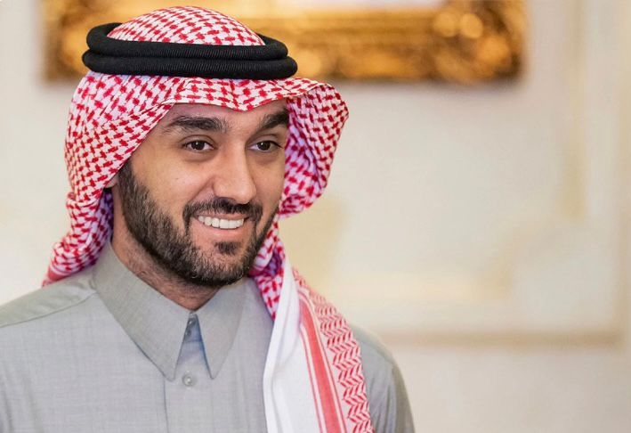 بقرار وزير الرياضة.. إبعاد صالح العبيدلي نهائيًا بسبب علاقته بمسلي آل معمر