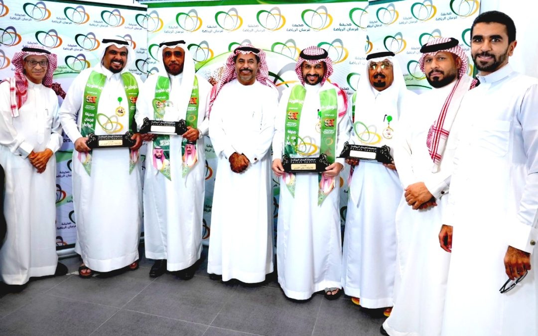 شخصيات تزور مقر صحيفة فرسان الرياضة