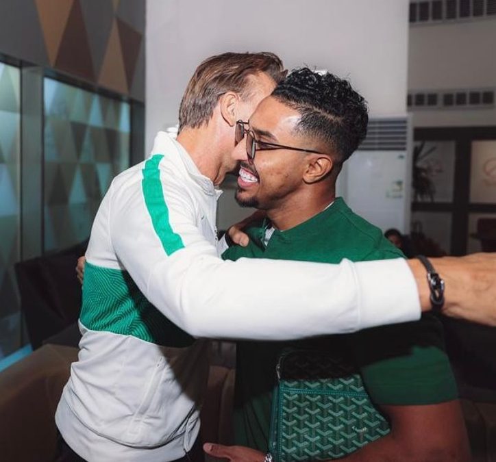 بعثة الأخضر تغادر إلى إسبانيا لبدء المرحلة الثانية من الإعداد لكأس العالم