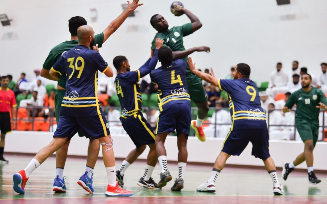 الفتح يتربع على صدارة دوري أولى اليد