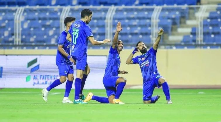 الفتح يهزم أبها بثلاثية في دوري روشن