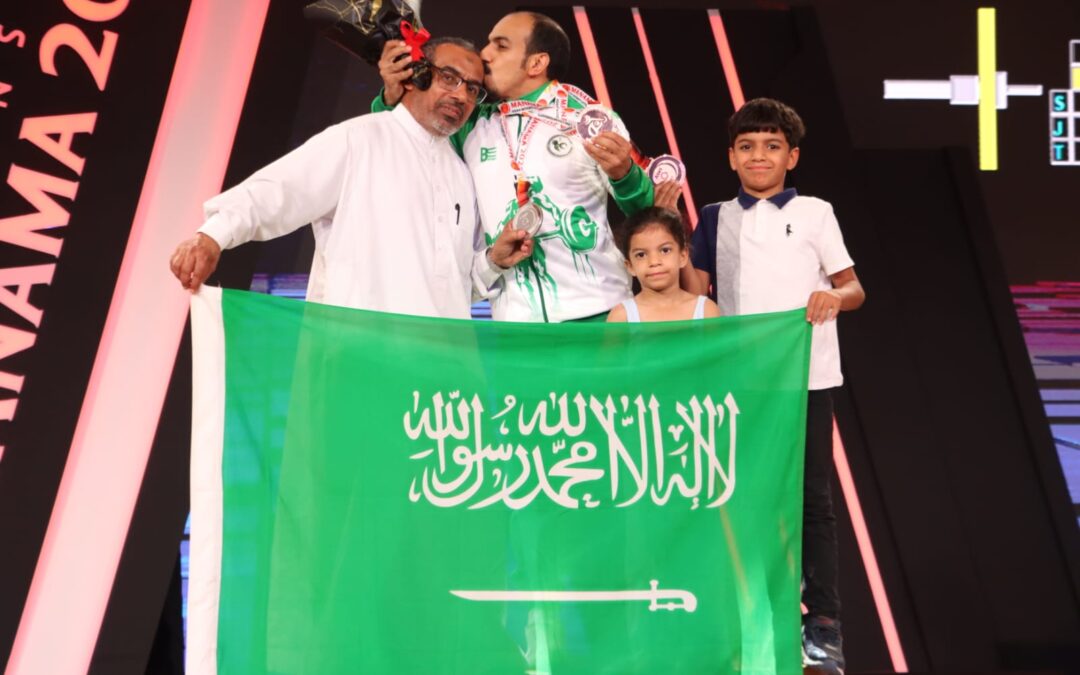 الصقر السعودي الرباع منصور آل سليم يخطف فضية وبرونزيتين في بطولة آسيا للكبار بالبحرين