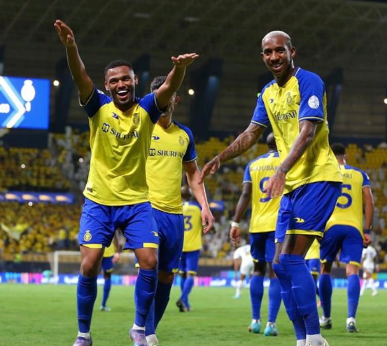 ضمك يفرض التعادل على الاتحاد ويقدم هدية ثمينة الشباب